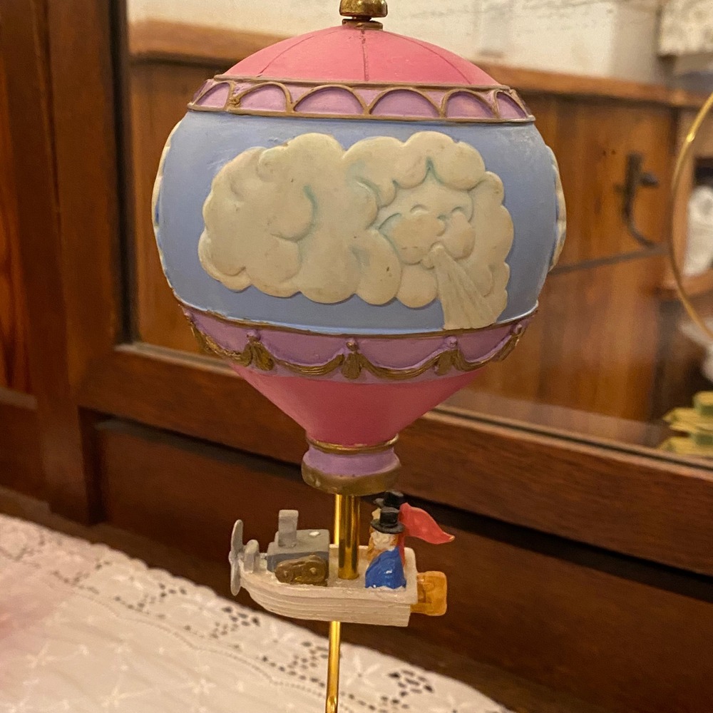 12" Glama "Fulton Boat Works" Music Box Rotating Hot Air Balloon Resin Diorama - Picture 9 of 11